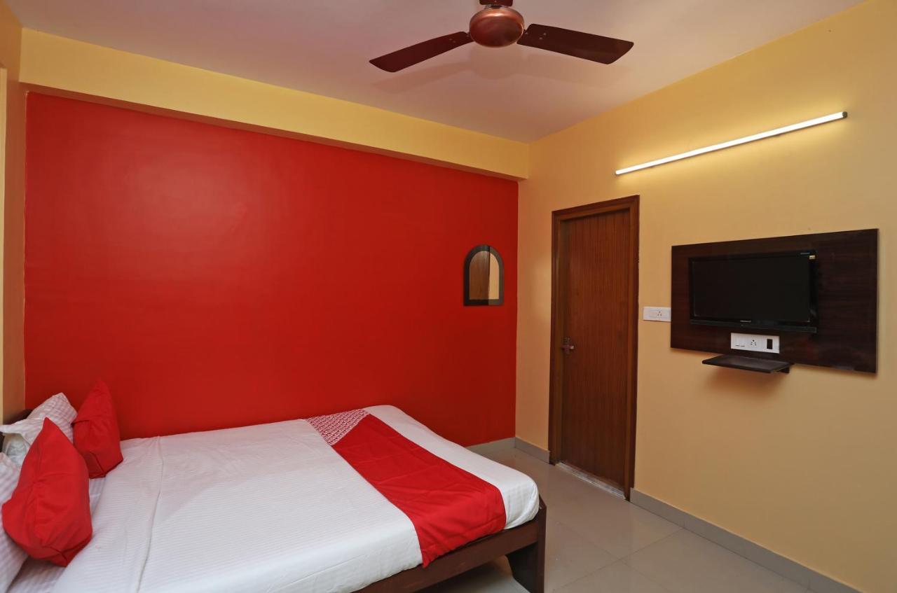 Oyo 14818 Sudarshan Apartment Kolkata Ngoại thất bức ảnh